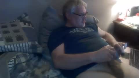 Snapshot of kingtongue10 chatting on 01.08.25 kingtongue10 online show from 01.08.25