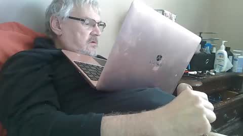 Snapshot of kingtongue10 chatting on 01.22.25 kingtongue10 online show from 01.22.25