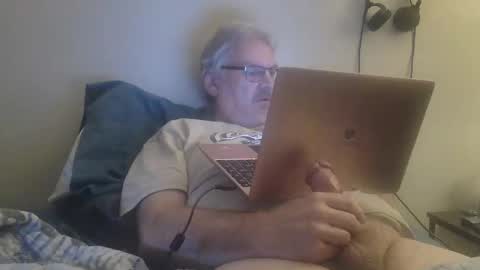 Snapshot of kingtongue10 chatting on 02.28.26 kingtongue10 online show from 02.28.26