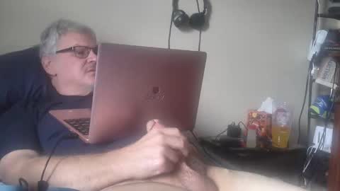 Snapshot of kingtongue10 chatting on 03.11.26 kingtongue10 online show from 03.11.26