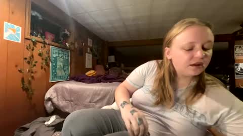 kinkikittiekat online show from 02.06.25