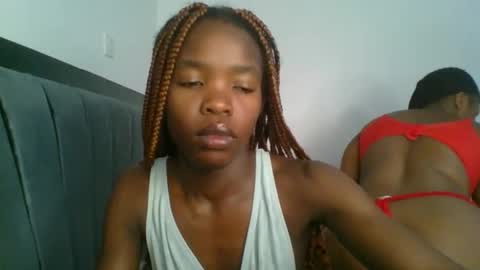 Snapshot of kinky_aria chatting on 11.15.25 kinky_aria online show from 11.15.25