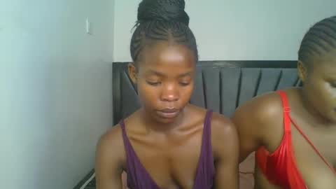 Snapshot of kinky_aria chatting on 12.03.25 kinky_aria online show from 12.03.25