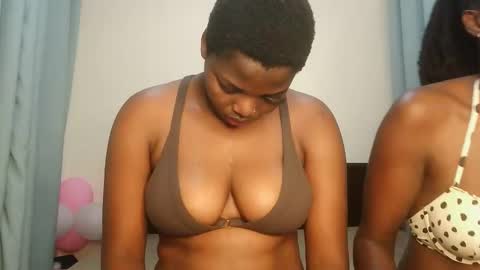 Snapshot of kinky_lola1 chatting on 09.27.25 Lola online show from 09.27.25