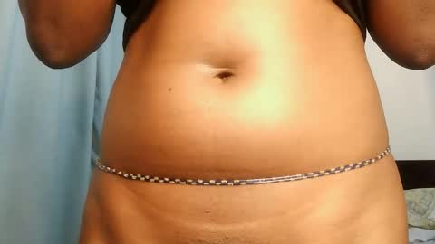 Snapshot of kinky_lola1 chatting on 10.26.25 Lola online show from 10.26.25