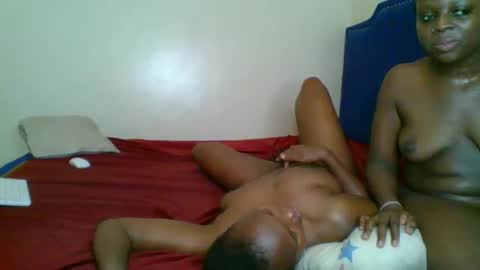 Snapshot of kinky_roey chatting on 03.09.25 kinky_roey online show from 03.09.25