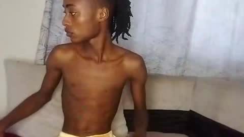 Snapshot of kinkybby_ chatting on 01.12.25 kinkybby_ online show from 01.12.25