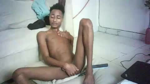 Snapshot of kinkybby_ chatting on 03.02.25 kinkybby_ online show from 03.02.25