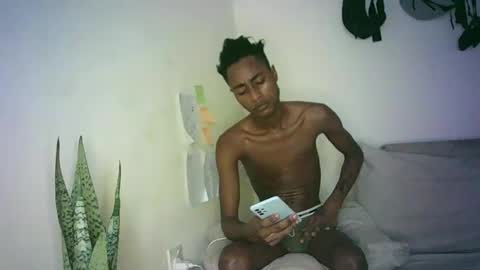 Snapshot of kinkybby_ chatting on 03.08.25 kinkybby_ online show from 03.08.25