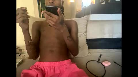 Snapshot of kinkybby_ chatting on 12.04.25 kinkybby_ online show from 12.04.25