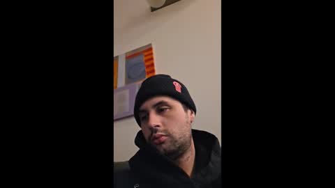 Maysie and Hunter online show from 11.29.25