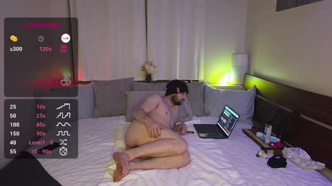 Maysie and Hunter online show from 04.03.26