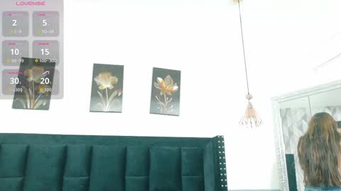 Snapshot of kinkycutegirll chatting on 11.16.25 kinkycutegirll online show from 11.16.25