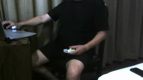 kinkyguy7979 online show from 01.11.25