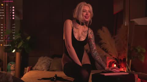 kinkylina_ online show from 12.09.24