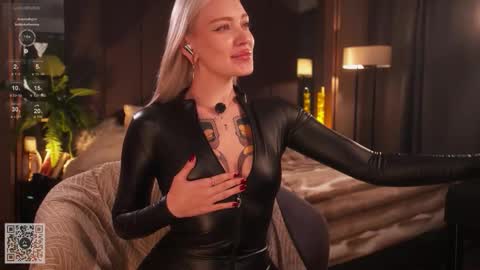 kinkylina_ online show from 11.28.25