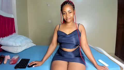 Snapshot of kinkylyla chatting on 02.09.26 Kinky online show from 02.09.26