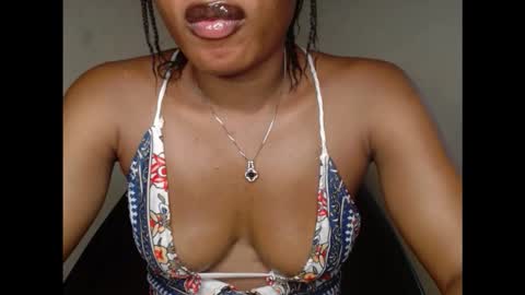 Snapshot of kinkyxxnasty chatting on 09.23.25 kinkyxxnasty online show from 09.23.25