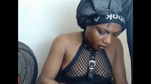 Snapshot of kinkyxxnasty chatting on 11.20.25 kinkyxxnasty online show from 11.20.25