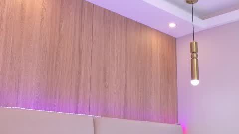 Snapshot of kiokosen chatting on 11.30.25 KiO online show from 11.30.25