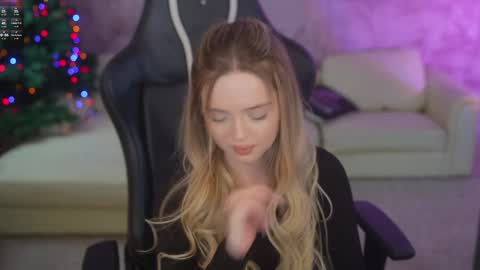 Snapshot of kira0541 chatting on 01.18.26 Sweet girls online show from 01.18.26