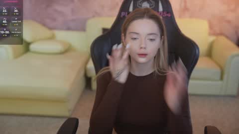 Snapshot of kira0541 chatting on 02.15.26 Sweet girls online show from 02.15.26