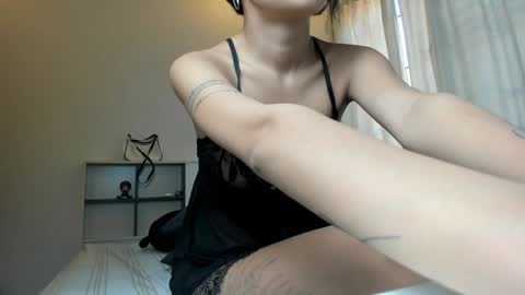 Kira online show from 12.25.24