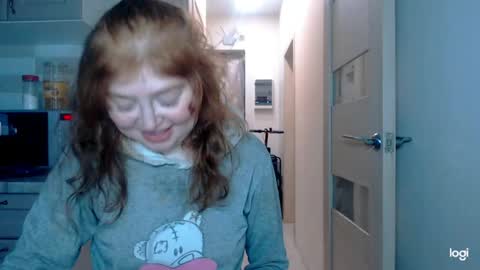 Kira online show from 04.10.26