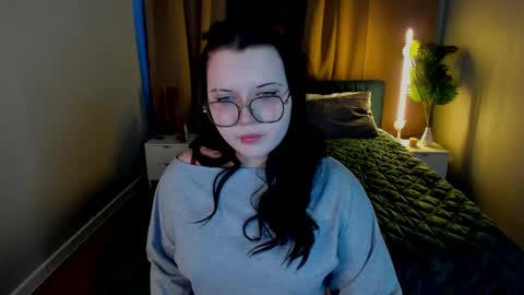 Snapshot of kira_g0ld chatting on 02.26.26 kira online show from 02.26.26