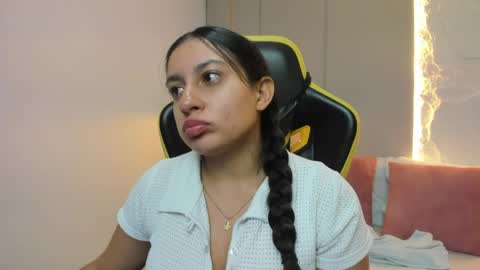 Snapshot of kira_relish chatting on 05.23.26 K I R A online show from 05.23.26