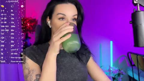 Kira online show from 11.04.25