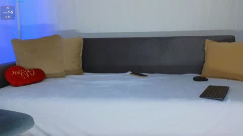 Kira online show from 02.10.25