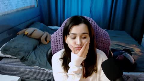 Kira  follow me  online show from 02.06.25