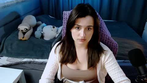 Kira  follow me  online show from 02.06.25