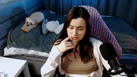 Kira  follow me  online show from 02.06.25