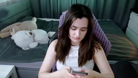 Kira  follow me  online show from 03.01.25