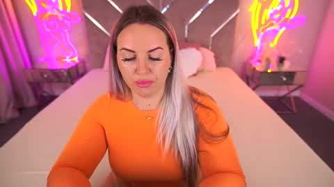 Kira online show from 11.11.25