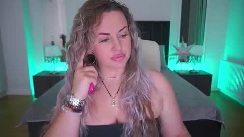 Kira online show from 03.22.26