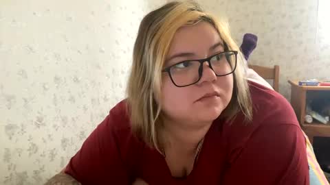 Just Kira online show from 01.05.25