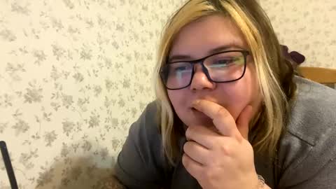 Just Kira online show from 01.05.25