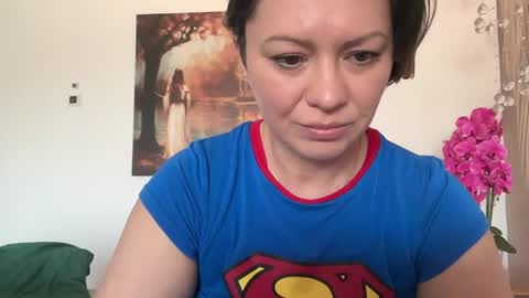 KiraDivine online show from 04.05.26