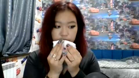 Snapshot of kiradrip chatting on 10.02.25 Kira online show from 10.02.25