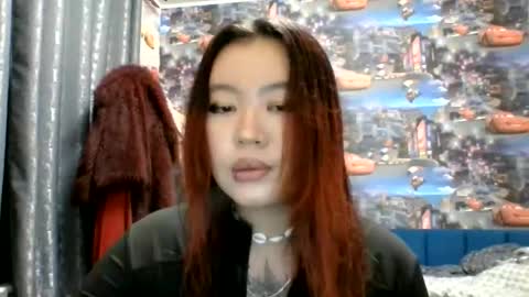 Snapshot of kiradrip chatting on 12.16.25 Kira online show from 12.16.25