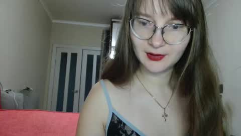 KiraGoldens online show from 11.10.25