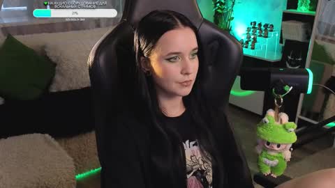 Kira    online show from 10.05.25