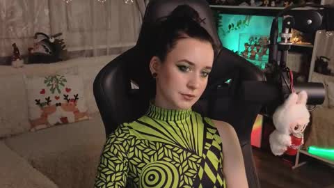 Kira    online show from 01.05.26