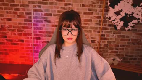 kiravair online show from 04.03.26