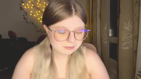 KiraYume online show from 07.25.26