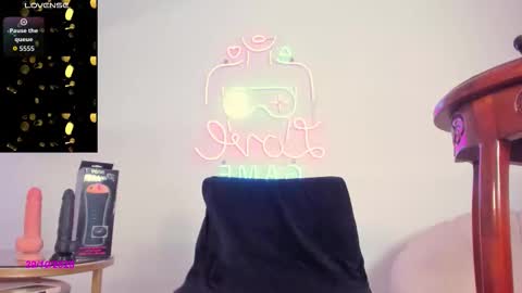 Snapshot of kirby_carrington chatting on 10.29.25 kirby_carrington online show from 10.29.25