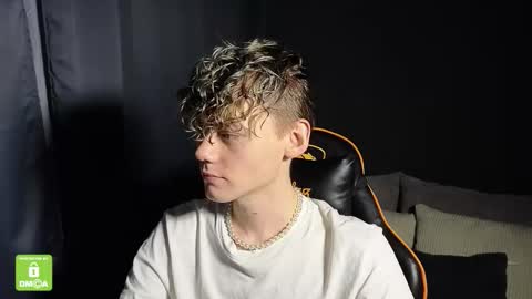 Snapshot of kirill_20_cm chatting on 12.22.25 Kirill and Andrey online show from 12.22.25